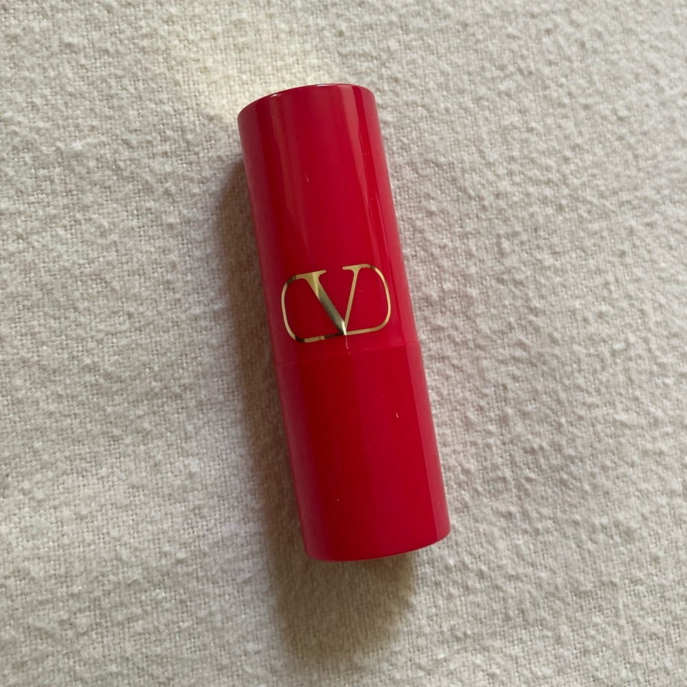 Rosso Valentino Red Lipstick Deluxe Sample Mini Shade 22R in Satin - Picture 6 of 13